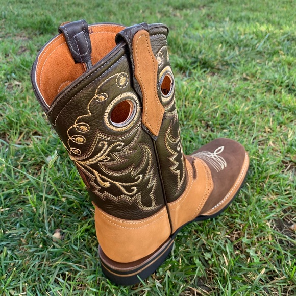 Women’s Rodeo Cowgirl Genuine Leather Boots MMT700 - Picture 4 of 7